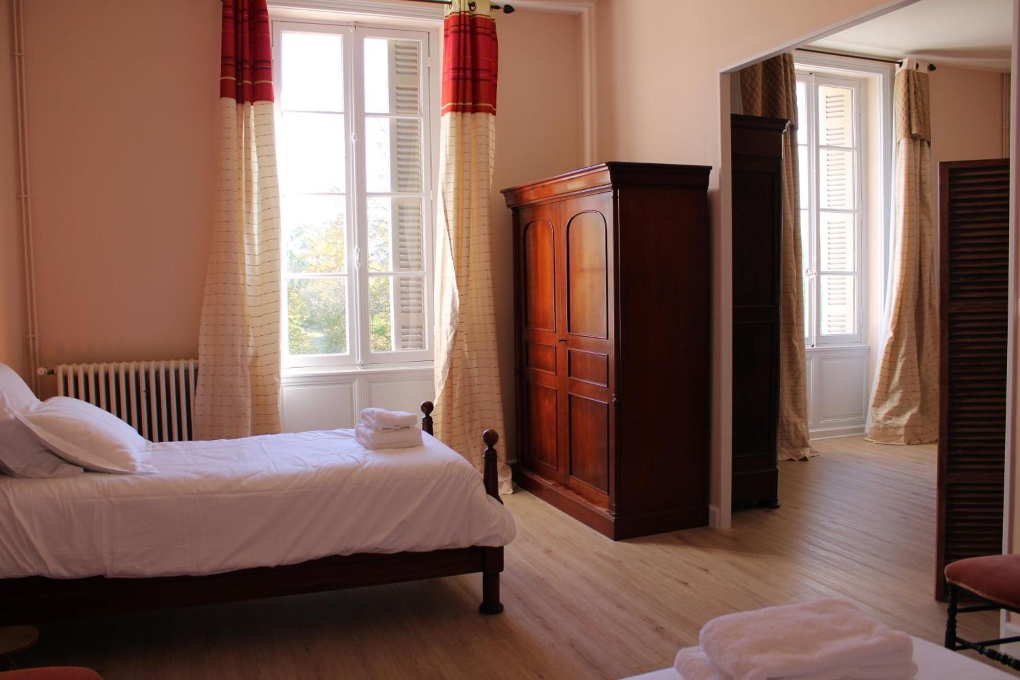 Bed and Breakfast Domaine de Pladuc Lachaise Exterior foto