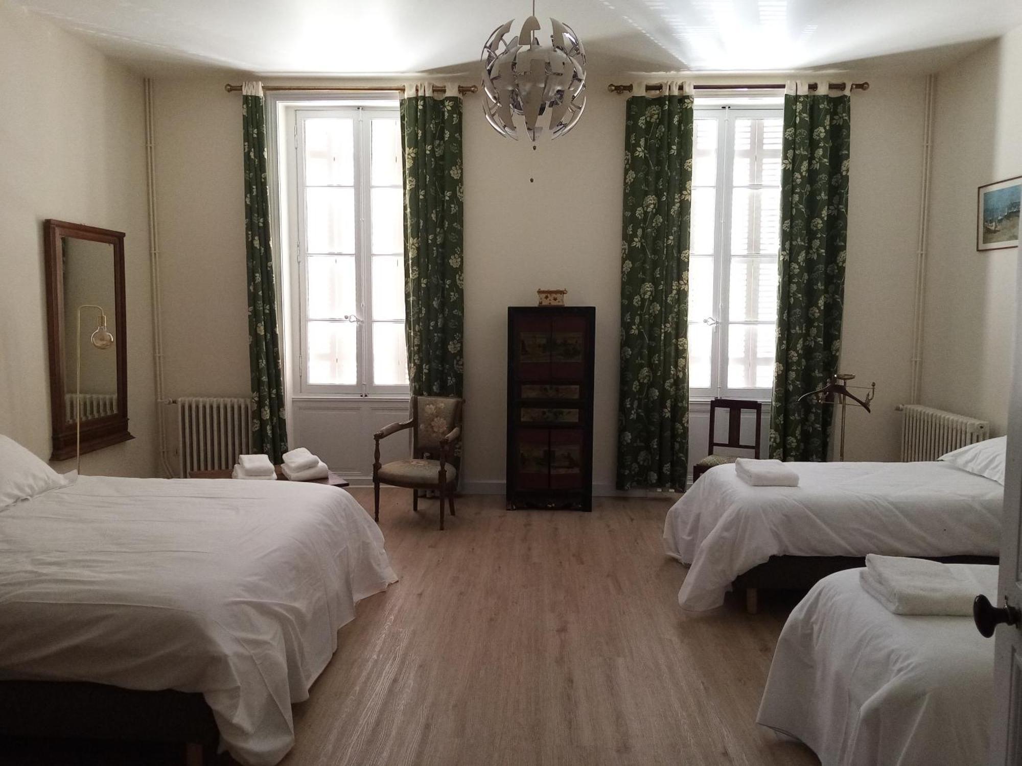 Bed and Breakfast Domaine de Pladuc Lachaise Exterior foto